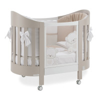 Детская кровать Italbaby Jolie Oval, белый/шоколад (в комплекте с матрасом, бампером и комплектом белья) Детская кровать Italbaby Jolie Oval, белый/шоколад (в комплекте с матрасом, бампером и комплектом белья)