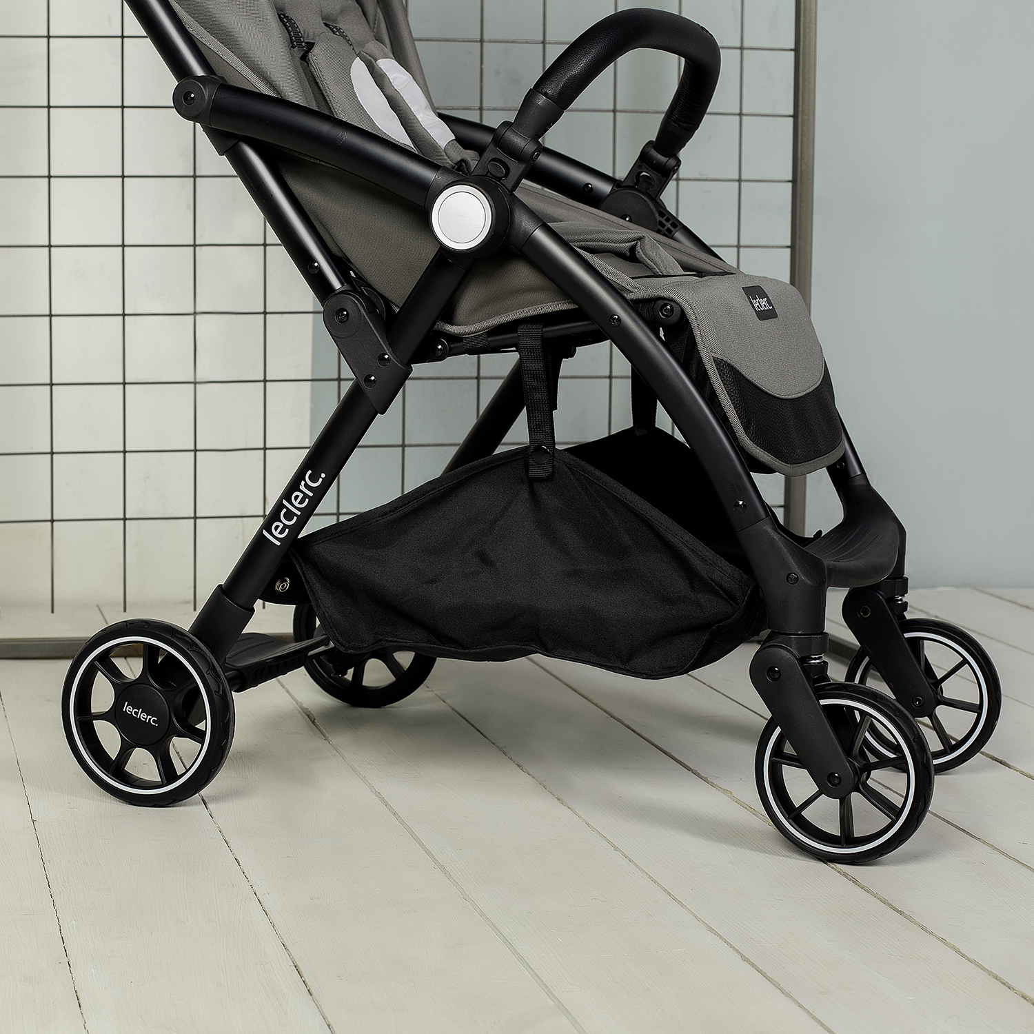 Прогулочная коляска Leclerc Baby Magic fold plus. Фото №6