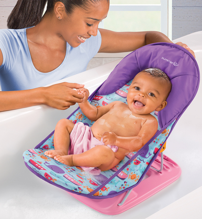 Лежак с подголовником для купания Deluxe Baby Bather, киты/розовый. Фото №2 Лежак с подголовником для купания Deluxe Baby Bather, киты/розовый. Фото №2