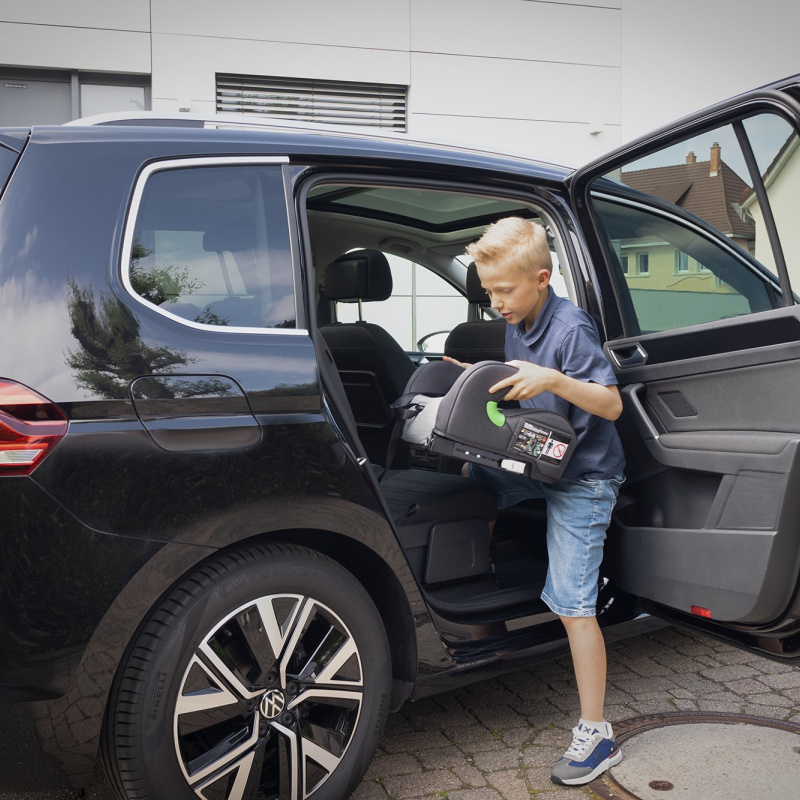 Детское удерживающее устройство - бустер Osann Lux Isofix. Фото №5 Детское удерживающее устройство - бустер Osann Lux Isofix. Фото №5
