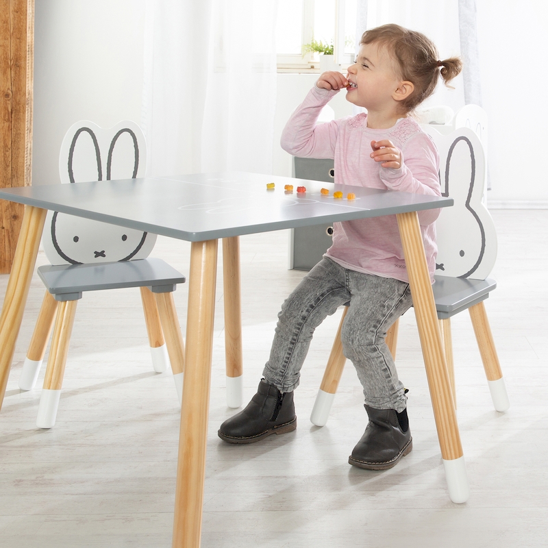 Комплект детской мебели Miffy: стол + 2 стульчика, серый/белый/натуральный. Фото №4 Комплект детской мебели Miffy: стол + 2 стульчика, серый/белый/натуральный. Фото №4