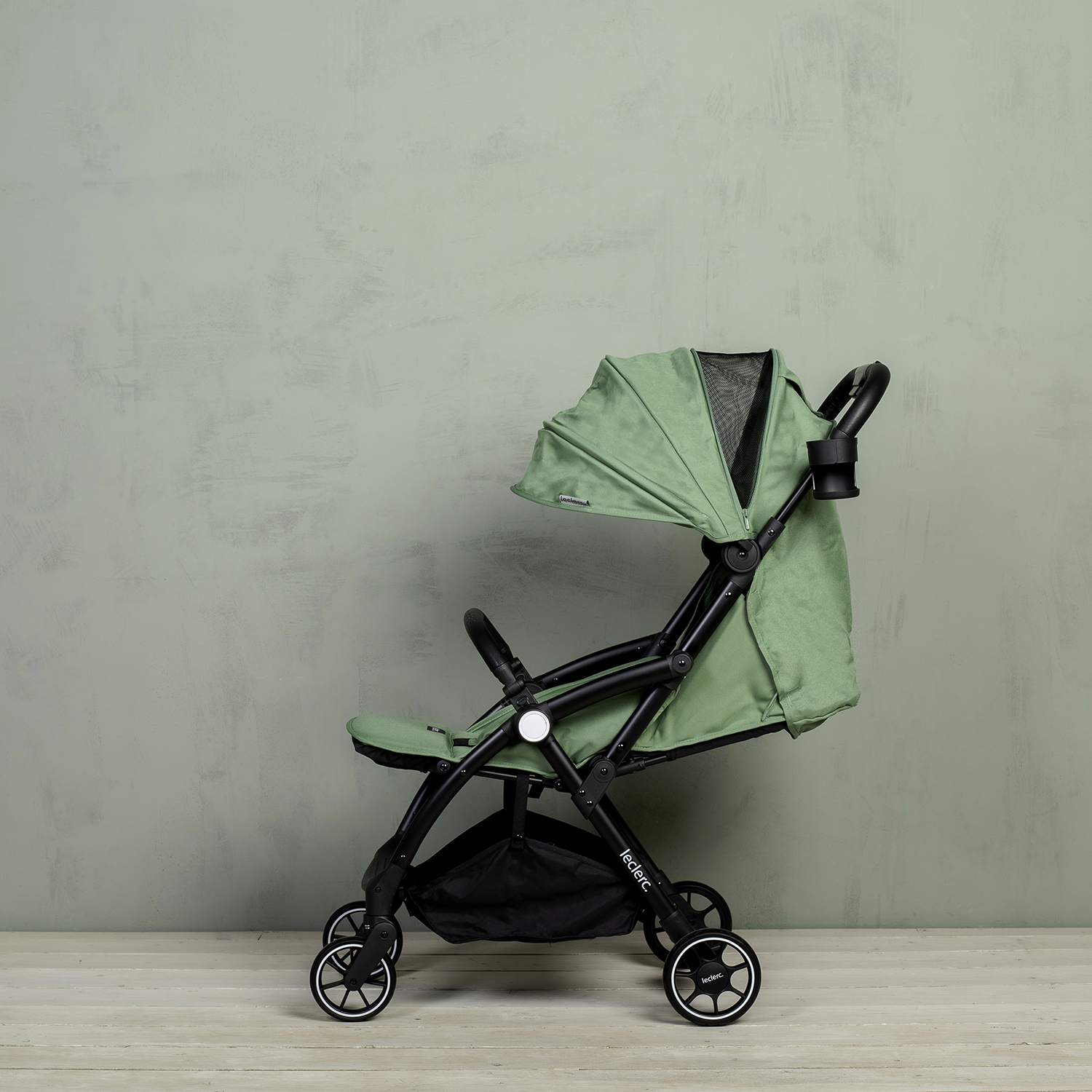 Прогулочная коляска Leclerc Baby Magic fold plus. Фото №4