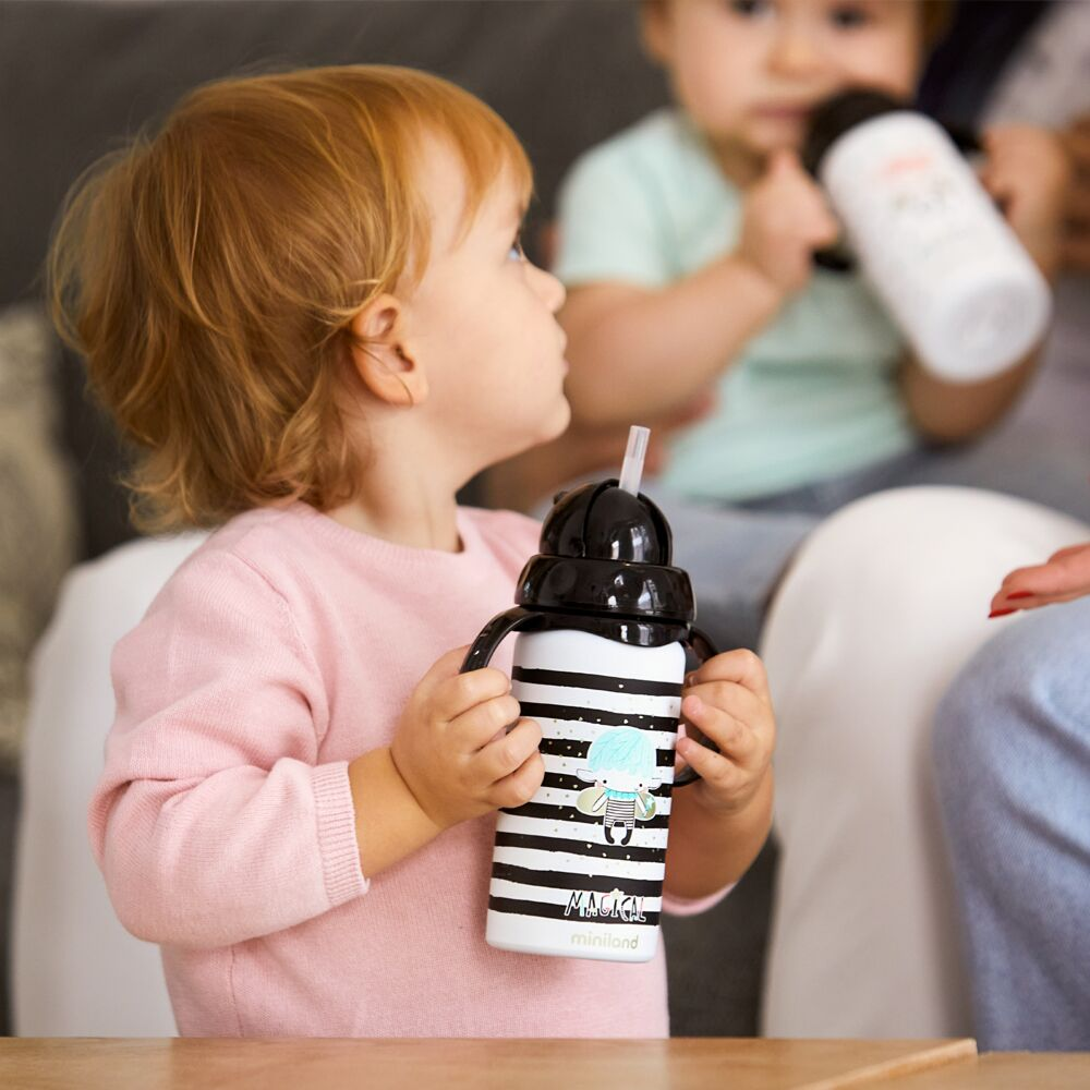 Термопоильник с трубочкой Thermokid Magical. Фото №3 Термопоильник с трубочкой Thermokid Magical. Фото №3