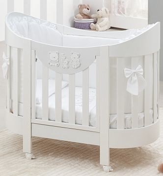 Детская кровать Happy Family Oval, белый (в комплекте матрас и белье 4 предмета) Детская кровать Happy Family Oval, белый (в комплекте матрас и белье 4 предмета)